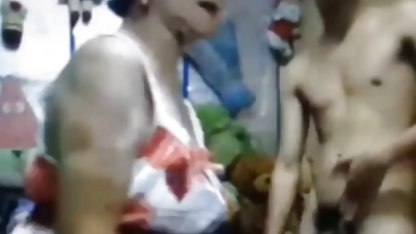 در میان جوان خود public_nudity تولد میشل و Jodi هستند داستان کردن مامی داشتن یک نوع